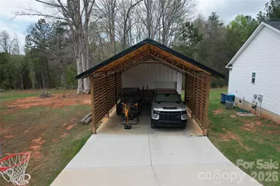 7172 Rolling Hills Drive, Sherrills Ford, NC 28673 - Photo 12