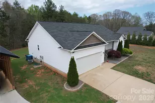 7172 Rolling Hills Dr, Sherrills Ford, NC 28673 - Photo 8