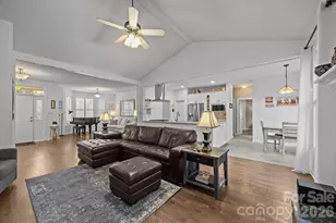 403 Canonero Dr, Fairview, NC 28730 - Photo 10