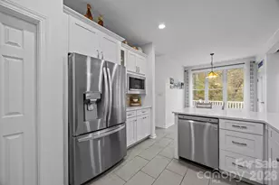 403 Canonero Dr, Fairview, NC 28730 - Photo 18