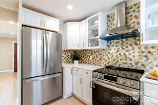 8000 Chapman St, Charlotte, NC 28216 - Photo 10