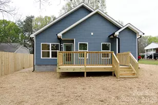 107 Brown St, Clover, SC 29710 - Photo 18