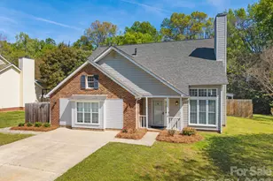 13914 Loch Loyal Dr, Charlotte, NC 28273 - Photo 2