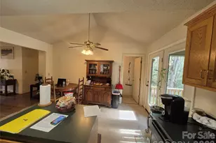 324 Pinecrest Cir, Troy, NC 27371 - Photo 42