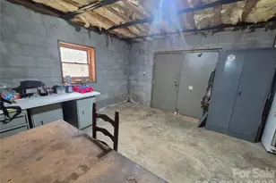 324 Pinecrest Cir, Troy, NC 27371 - Photo 36