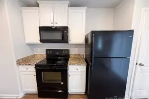 3013 Chatuge Ct, Charlotte, NC 28214 - Photo 2