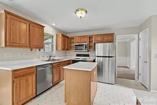 2800 Pearwood Ct, Matthews, NC 28105 - Photo 14