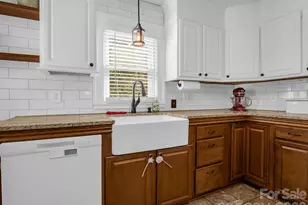 416 W Main St, Mooresboro, NC 28114 - Photo 12