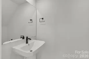 515 Wagner St, Statesville, NC 28677 - Photo 8