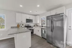 515 Wagner St, Statesville, NC 28677 - Photo 4