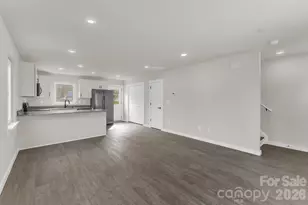 515 Wagner St, Statesville, NC 28677 - Photo 6