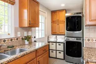 11613 5 Cedars Rd, Charlotte, NC 28226 - Photo 14