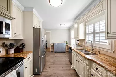 112 Brook Lane, Mount Holly, NC 28120 - Photo 8