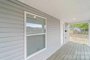 206 Legrand St, Cheraw, SC 29520 - Photo 6