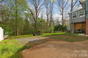 1163 Hidden Creek Cir, Hickory, NC 28602 - Photo 28