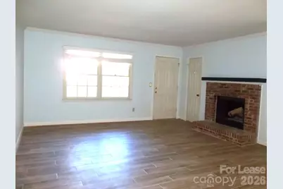 2141 Selwyn Avenue #103, Charlotte, NC 28207 - Photo 4