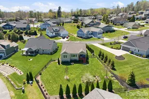 82 Blacksmith Run Dr, Hendersonville, NC 28792 - Photo 38