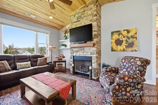 82 Blacksmith Run Dr, Hendersonville, NC 28792 - Photo 8