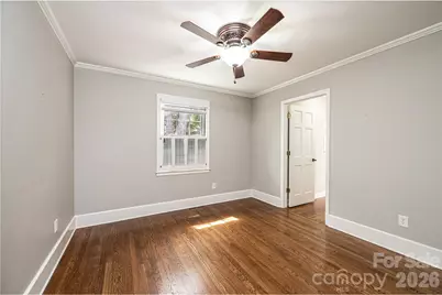 923 1st Street NE, Hickory, NC 28601 - Photo 26