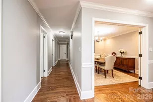 923 1st St NE, Hickory, NC 28601 - Photo 16