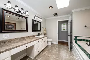 923 1st St NE, Hickory, NC 28601 - Photo 32