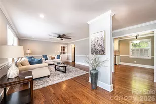 923 1st St NE, Hickory, NC 28601 - Photo 8