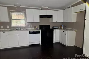 819 Milton Ave SW, Valdese, NC 28690 - Photo 20