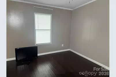 819 Milton Avenue SW, Valdese, NC 28690 - Photo 10