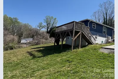 428 Folk Street NW, Lenoir, NC 28645 - Photo 10