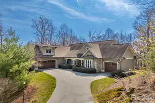 439 Monarch Rd, Hendersonville, NC 28739 - Photo 1