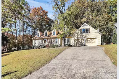 5815 Chapel Creek Court, Charlotte, NC 28226 - Photo 2