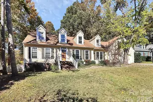 5815 Chapel Creek Ct, Charlotte, NC 28226 - Photo 4