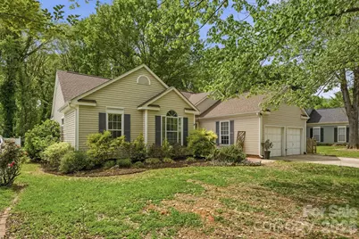 7715 Blythwood Lane, Charlotte, NC 28227 - Photo 2