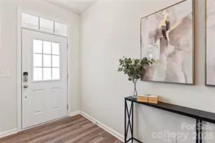 9110 Buckley Ct, Charlotte, NC 28269 - Photo 4