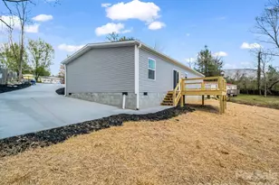 129 Haven Rd, East Flat Rock, NC 28726 - Photo 36
