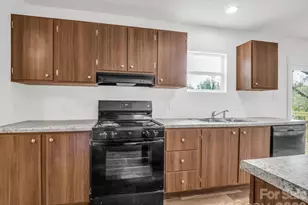 129 Haven Rd, East Flat Rock, NC 28726 - Photo 10