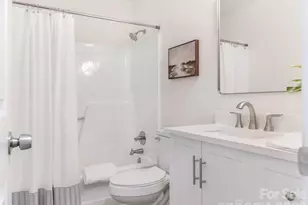 7606 Walnut Wood Dr, Charlotte, NC 28227 - Photo 18