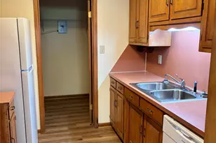 1113 Peachtree St, Lincolnton, NC 28092 - Photo 6