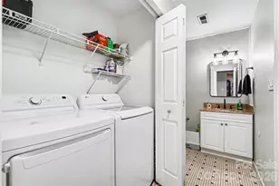 2512 Cranbrook Ln, Charlotte, NC 28207 - Photo 14