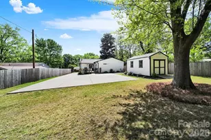 517 Inwood Dr, Charlotte, NC 28209 - Photo 22