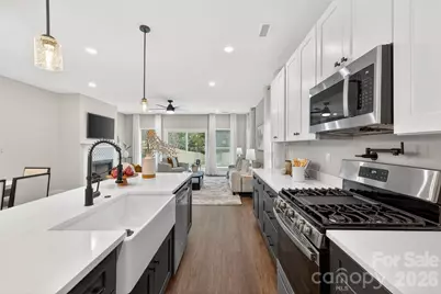 3217 Credenza Road, Charlotte, NC 28208 - Photo 2