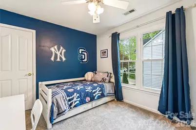 5719 Swanston Drive, Charlotte, NC 28269 - Photo 32