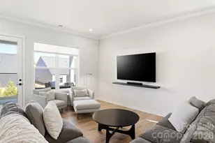 7104 Wayfarer Dr, Charlotte, NC 28269 - Photo 10