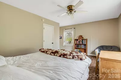 99 S Rowe Road, Hendersonville, NC 28792 - Photo 32