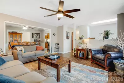 99 S Rowe Road, Hendersonville, NC 28792 - Photo 6