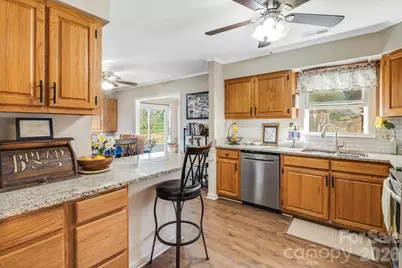 99 S Rowe Road, Hendersonville, NC 28792 - Photo 12