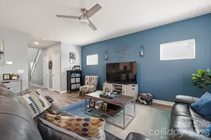 2010 Red Ash Dr, Charlotte, NC 28215 - Photo 12