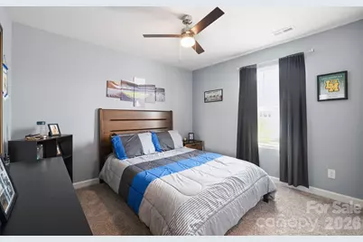 2010 Red Ash Drive, Charlotte, NC 28215 - Photo 24