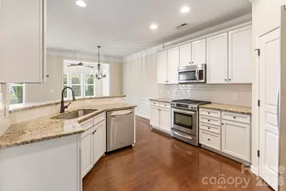 4615 Memphian Court, Charlotte, NC 28210 - Photo 12