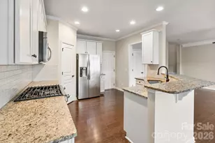 4615 Memphian Ct, Charlotte, NC 28210 - Photo 10